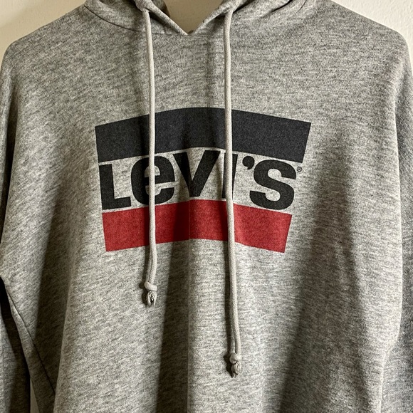 Levi's Tops - Levi’s logo gray pullover hooded sweatshirt